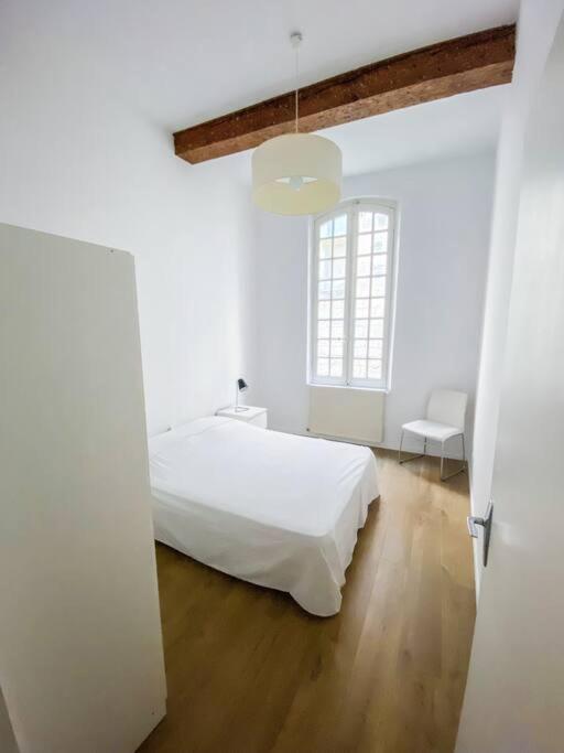 Apartment In Hyper Center - 3 Bedrooms อาร์ลส์ ภายนอก รูปภาพ